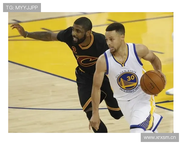 激烈对决末节反转关键球定胜负篮球赛况全解析球员表现战术博弈